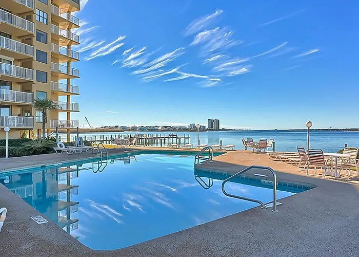 Compass Point 304