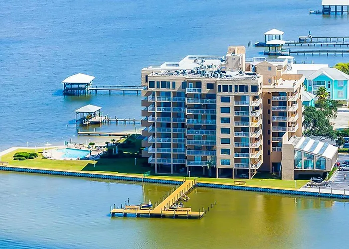 Compass Point 304